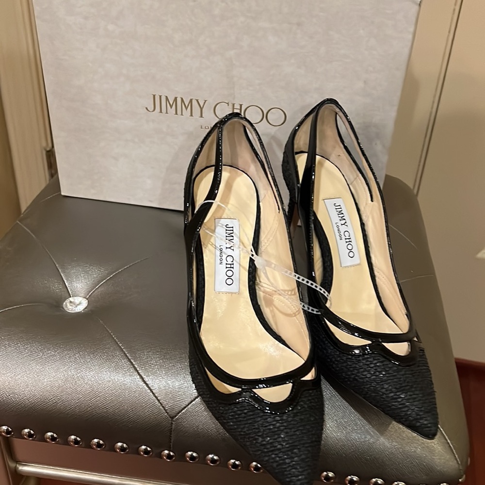 NEW Hickory Point Toe Pumps, Black/black woven canvas, patent leather trim.
